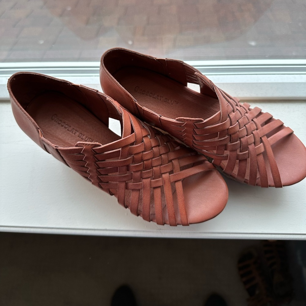Chocolat Blu Wedge Sandals 6